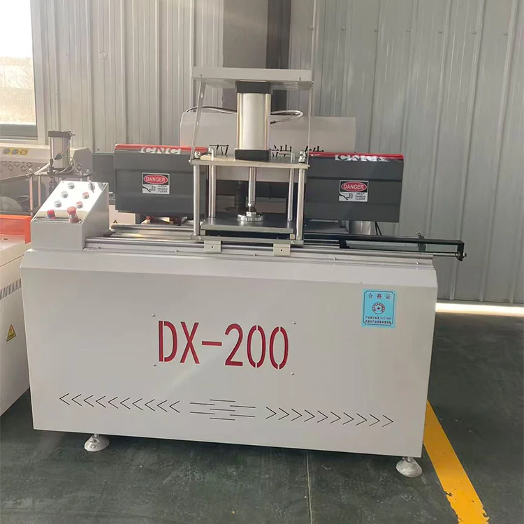 Dual Cut 4+2 Axis End Miller Thermal Break -alumiinin tuotantolinja
